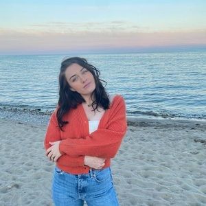 Meet your Posher, Kayla